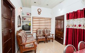 Koonamparayil Home Stay Munnar Anaviratty-Family Only